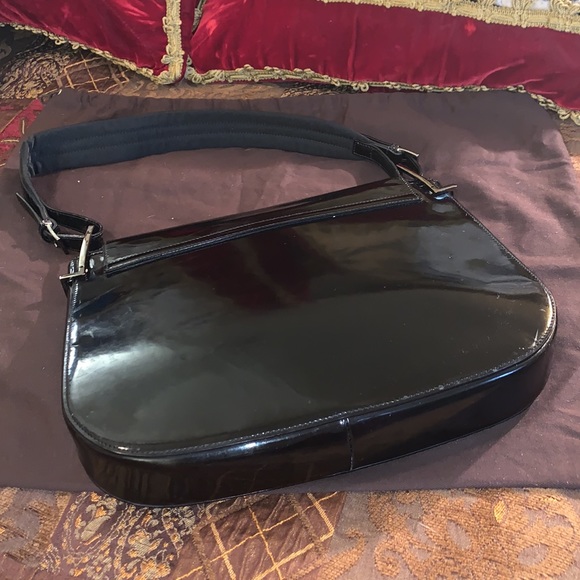 Authentic Gucci patent leather bag - Picture 9 of 16